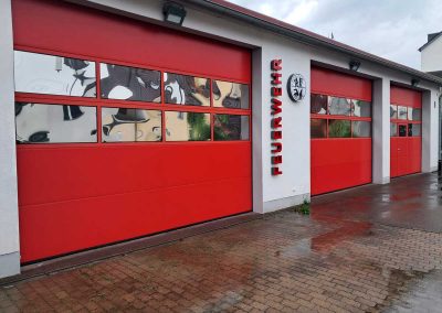 Beispiel von Spiegelfolie auf Plexiglas