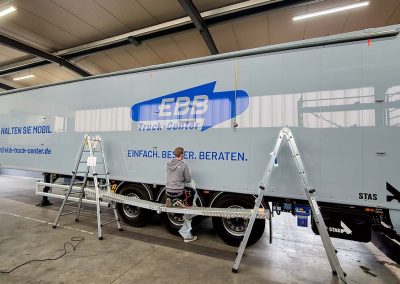 LKW Anhänger Beschriftung EBB Truck Center